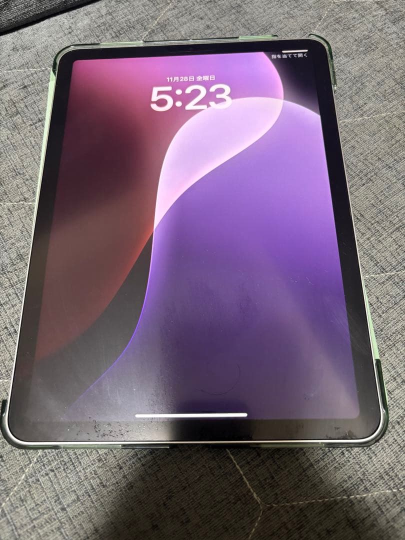 iPad Air(第5世代)10.9インチWi-Fiモデル　64GBスターライト