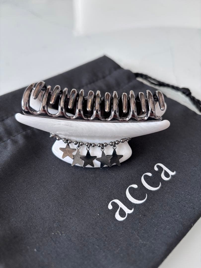 acca アッカ　ヘアクリップ　星　スター　白