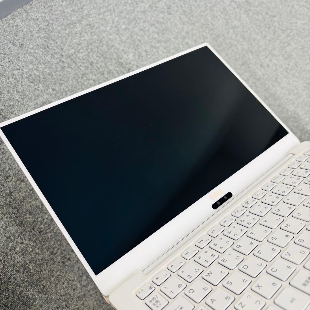 Windowsノート本体 4K DELL XPS 13 (9370) Core i7/8GB/SSD256