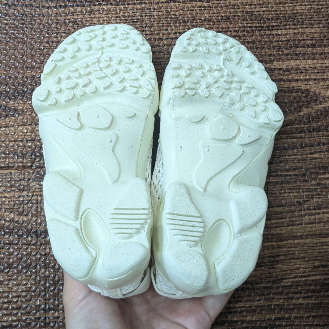 Nike リフト メッシュサンダル ホワイト リトルリフト