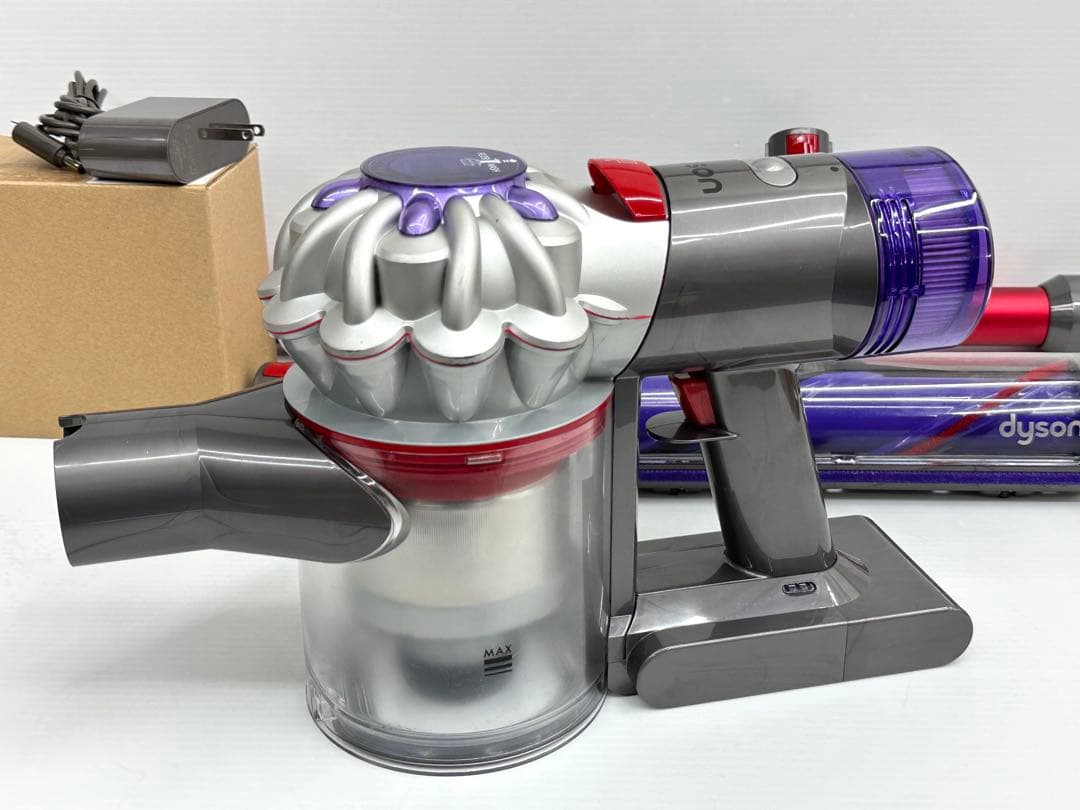 美品　綺麗　ダイソン掃除機　SV25 新品バッテリー付き　セット　中古　動作保証