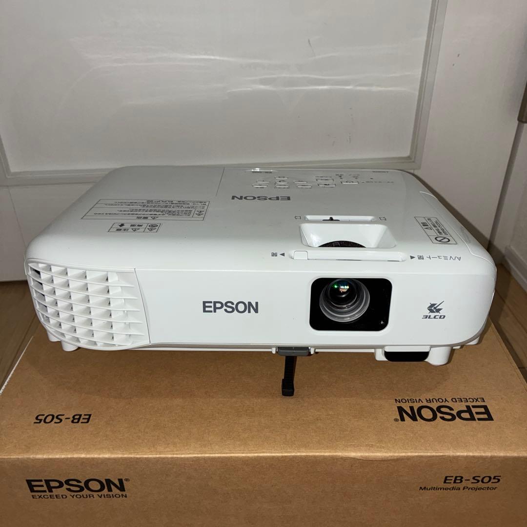 【美品】　エプソン ビジネスプロジェクター EB-S05 ランプ点灯時間195H
