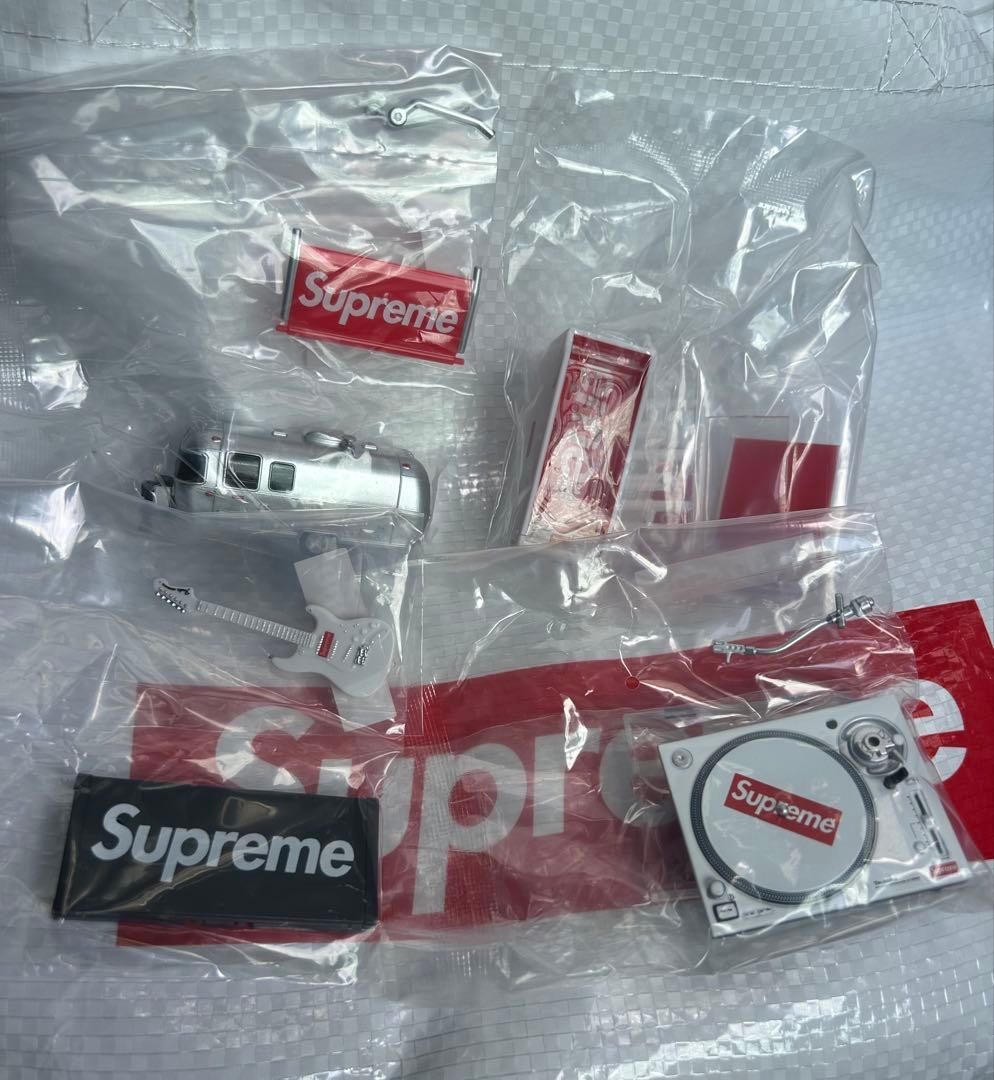 Supreme ガチャポン 4点セット
