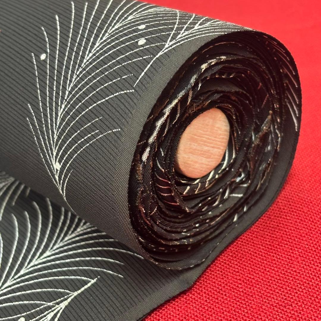 黒地　絽の反物　正絹100% 未使用