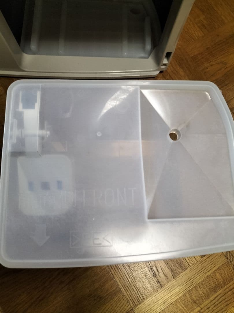 三菱除湿機　MJ-100TX