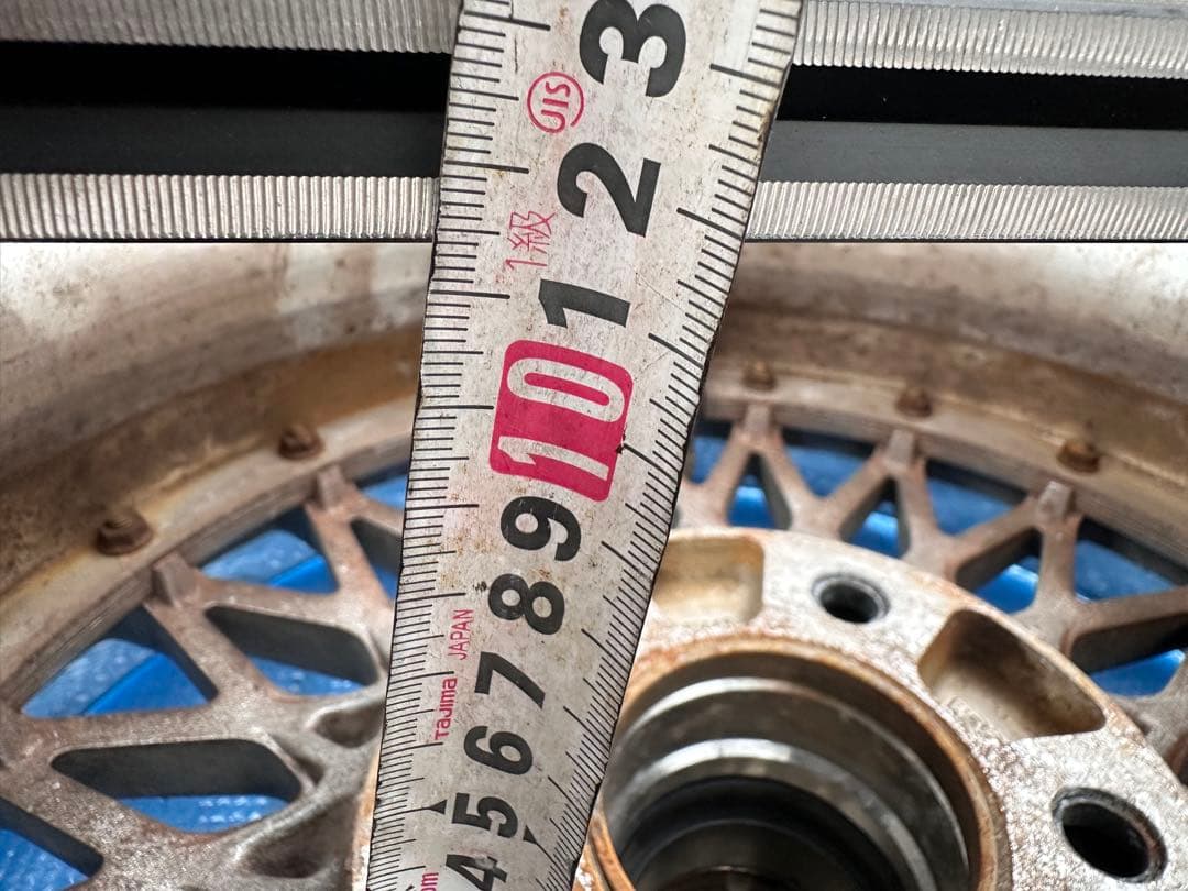 15インチ 6.5J ＋18？　work E-wing