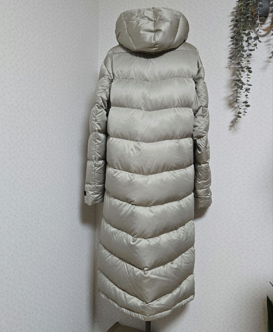 美品　kappa sport　ベンチコート　ダウン　M　KAWT0110　 軽量