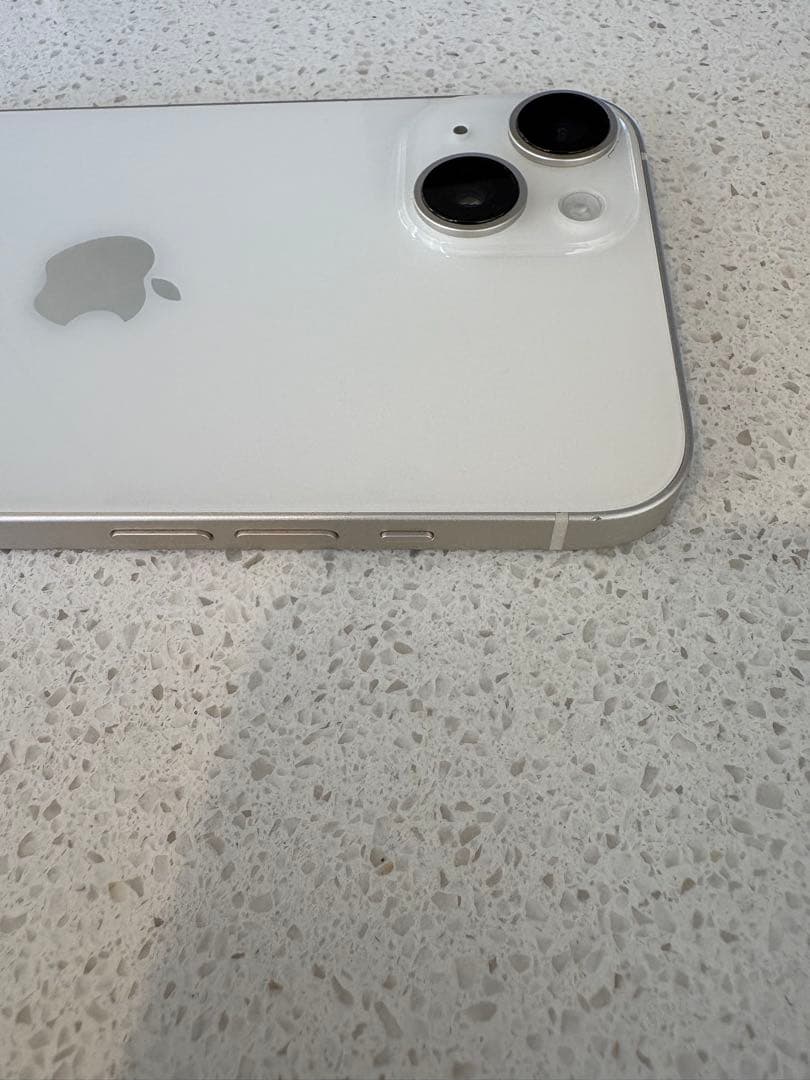 【美品】Apple iPhone 14 スターライト　128GB SIMフリー
