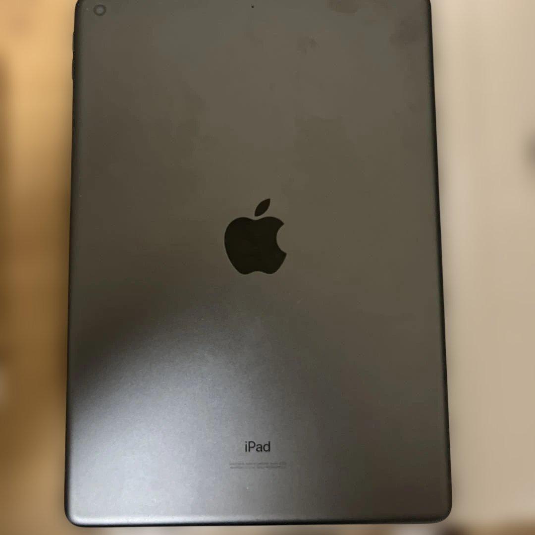Apple iPad 本体 第8世代　アップルペンシル付き
