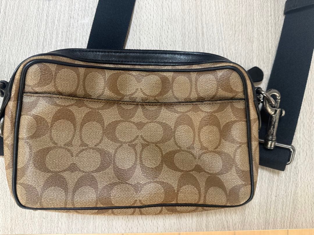 coach ショルダーバック　メンズ　レディース