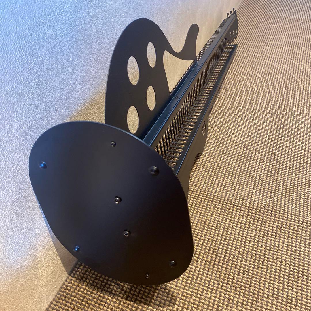 レア・希少　入手困難　CDラック・タワー　CD収納　ギターデザイン　約60枚収納