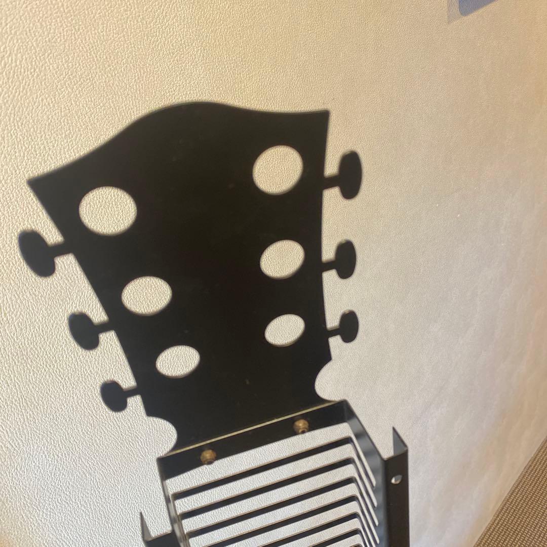 レア・希少　入手困難　CDラック・タワー　CD収納　ギターデザイン　約60枚収納