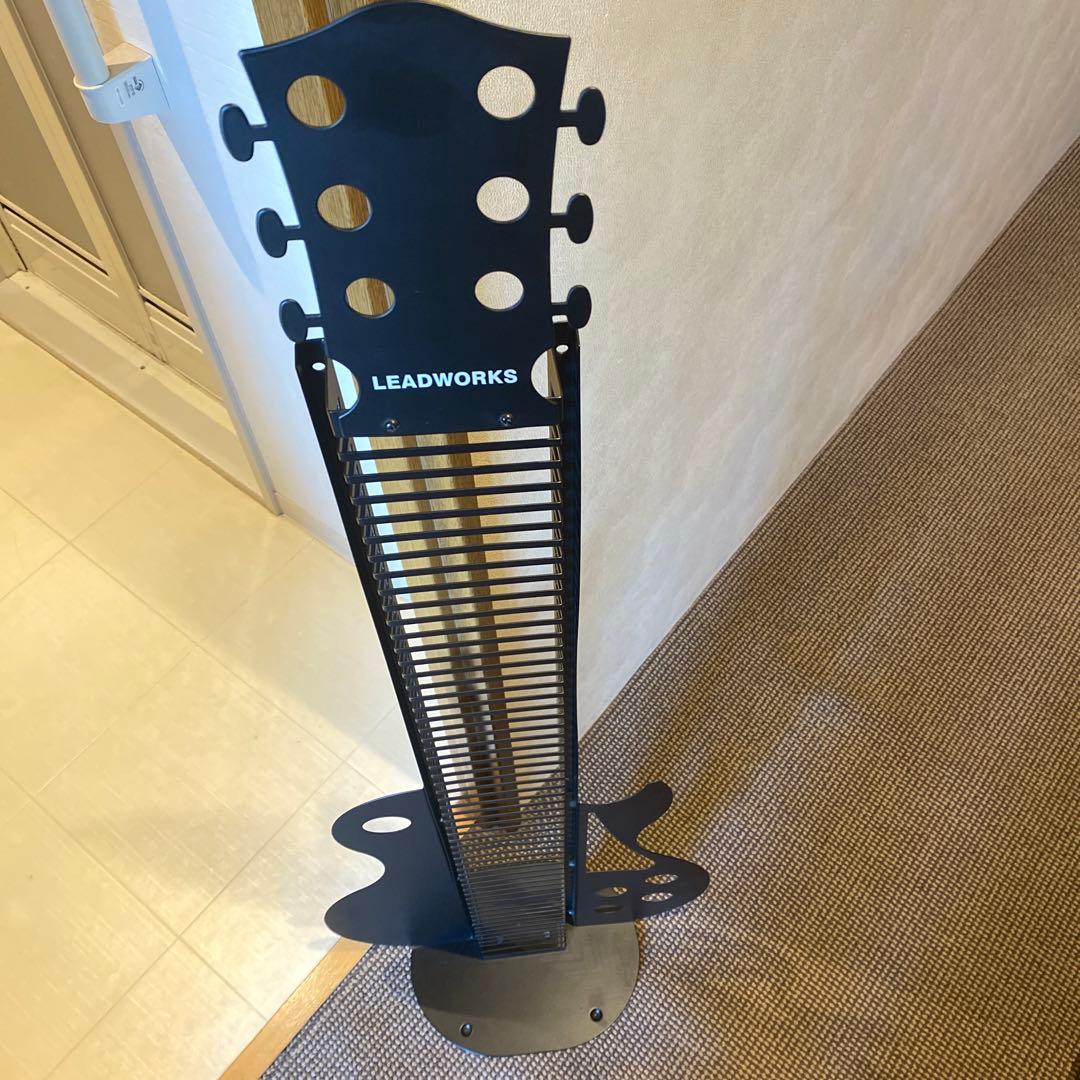 レア・希少　入手困難　CDラック・タワー　CD収納　ギターデザイン　約60枚収納