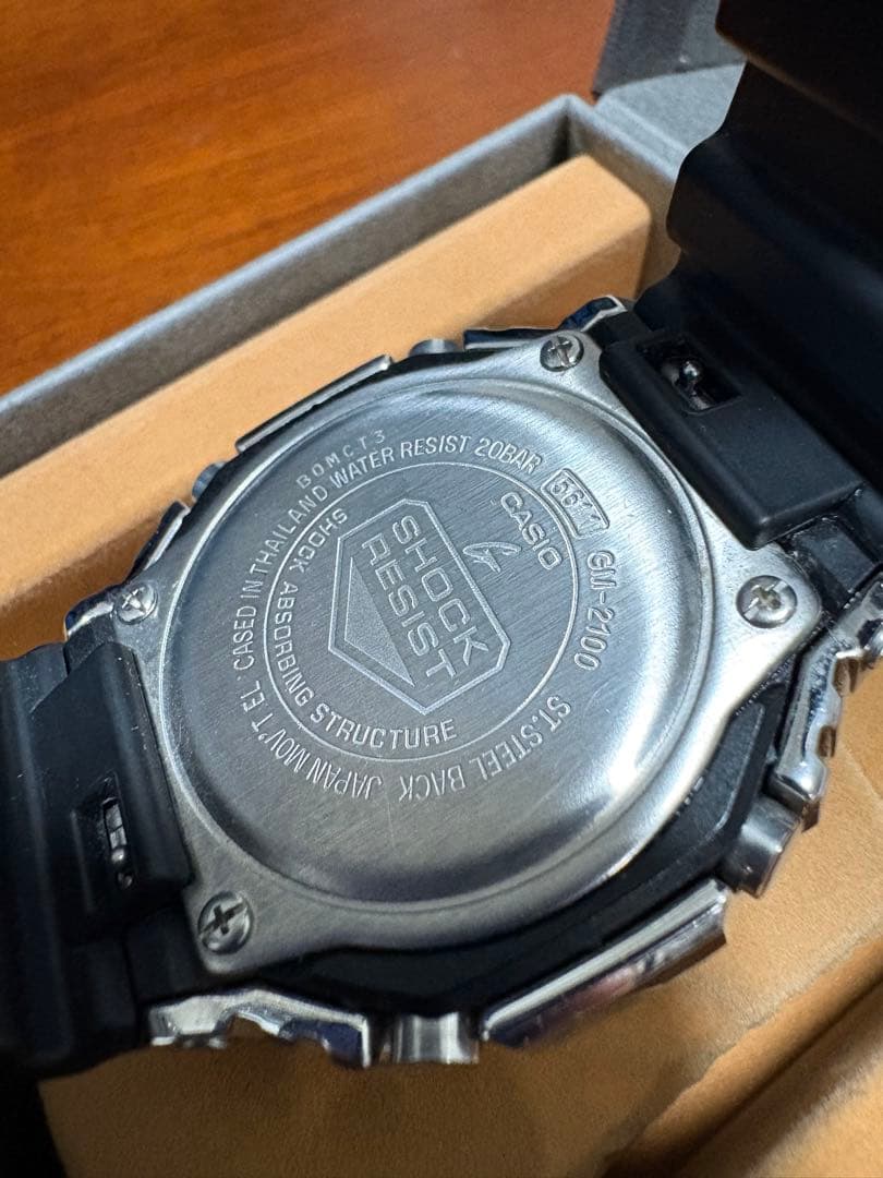 G-SHOCK GA-2100 シルバー/ブラック