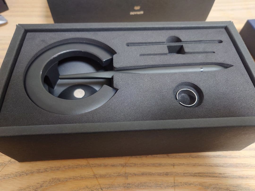 novium Hoverpen 2.0　ボールペン　ブラック