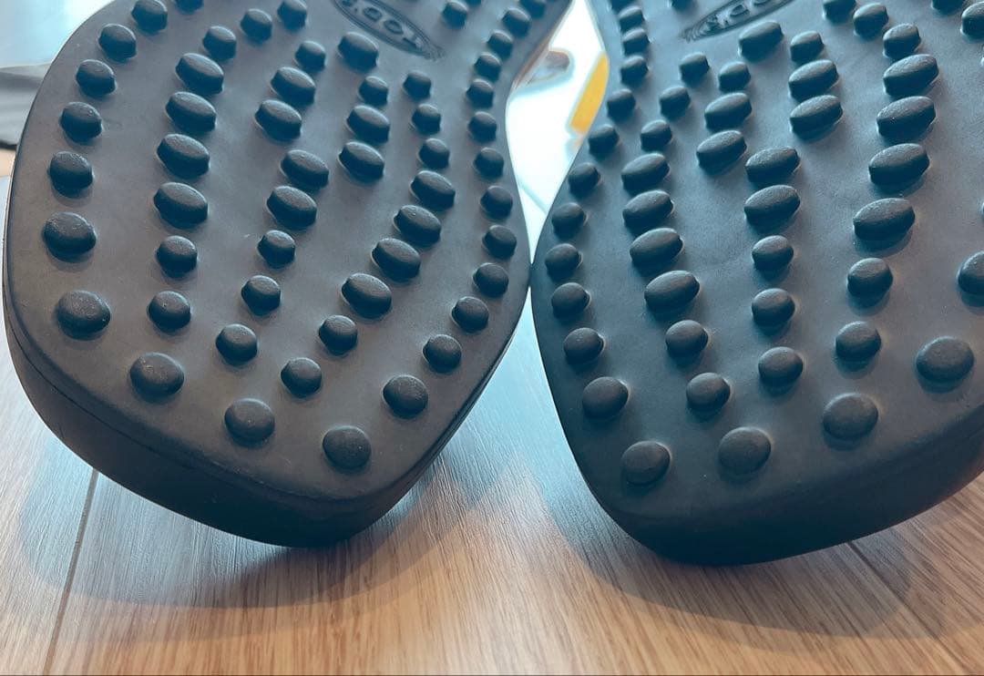 TOD'S 【極美品】サンダル メタルロゴ 黒 トッズ ケイト 38 1/2