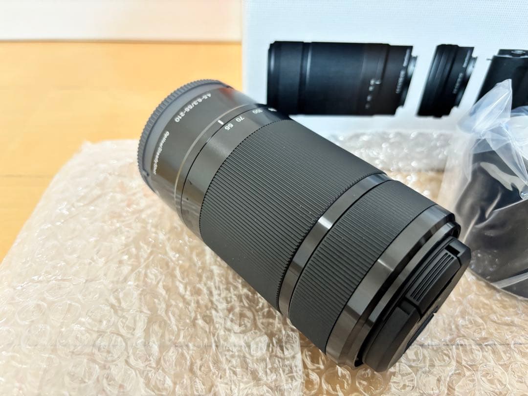 豪華4点セットSONY ZV-E10Yミラーレス一眼カメラ ほぼ新品未使用品