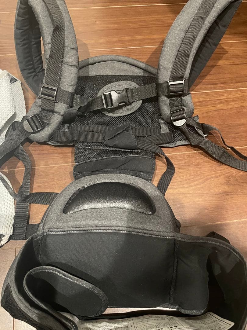 miamily ミアミリー ヒップスタープラス 日本モデル ベビービョルン２点