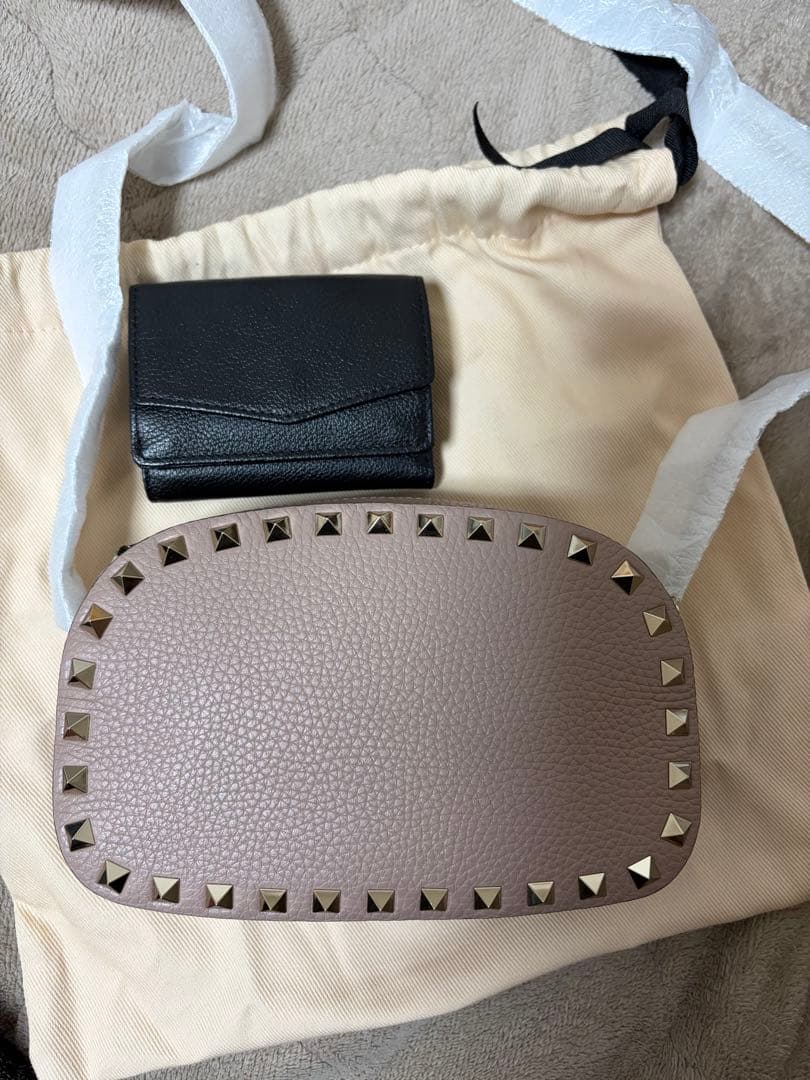 【値下げ】VALENTINO ヴァレンティノ ロックスタッズ ショルダーバッグ