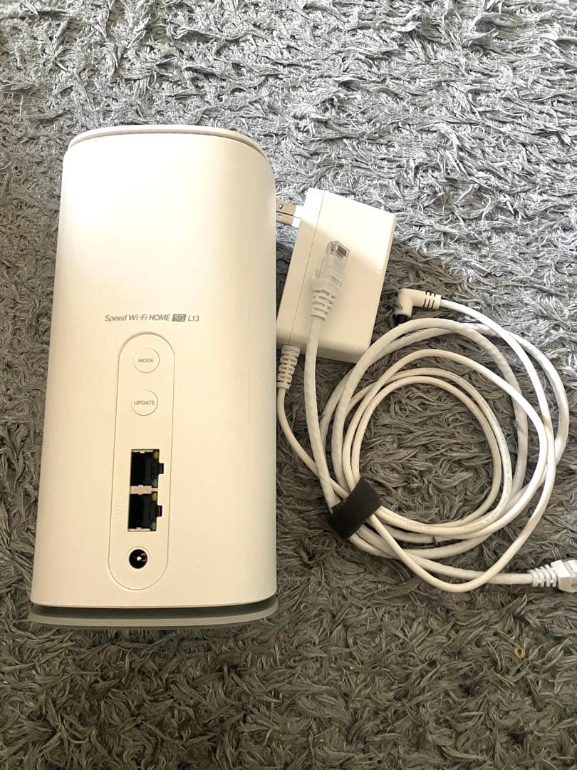 Speed wifi  5G L13 ZTR02 無線LANルーター 白