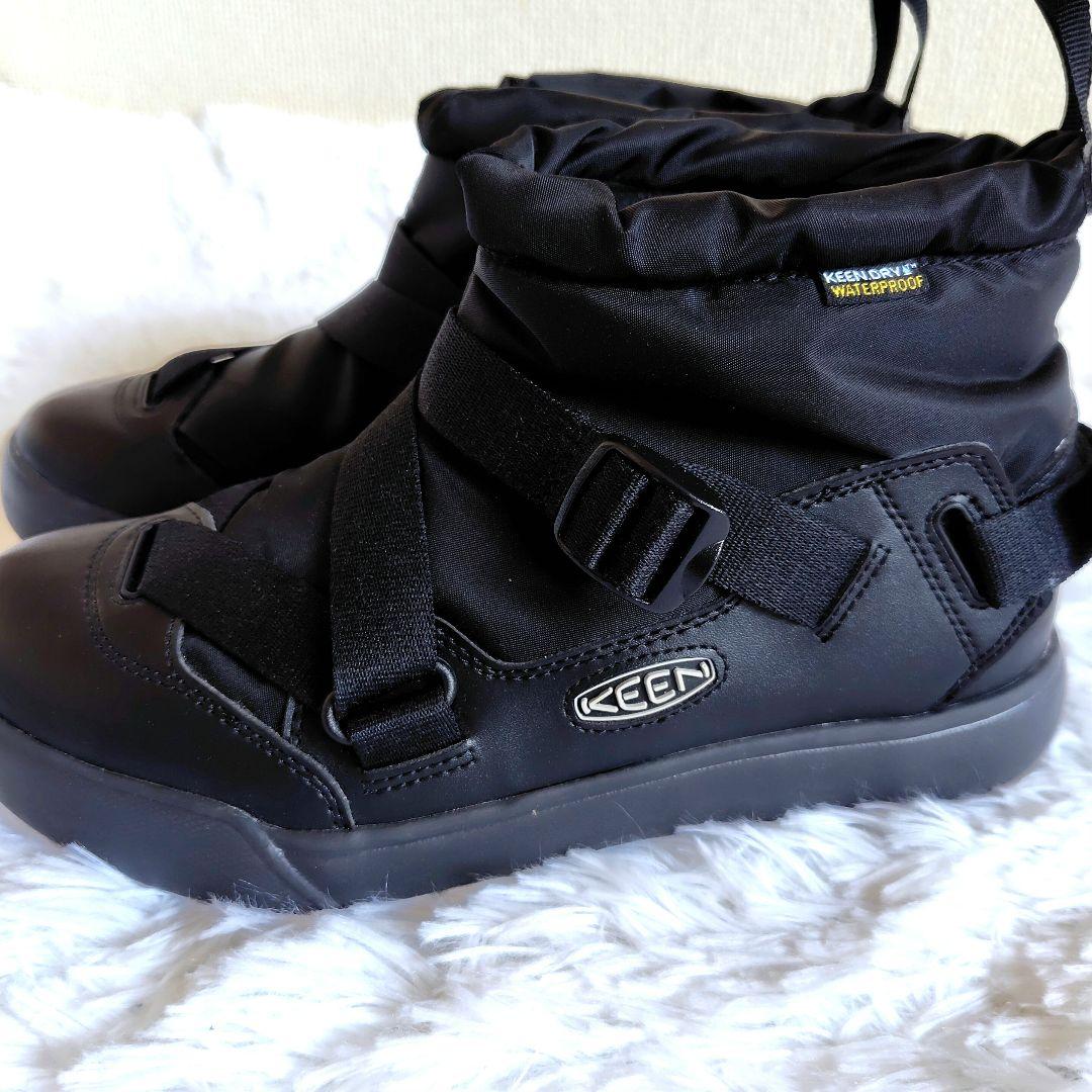 KEEN 防水スリップオン フッドゼラ ウォータープルーフ ウィンターブーツ