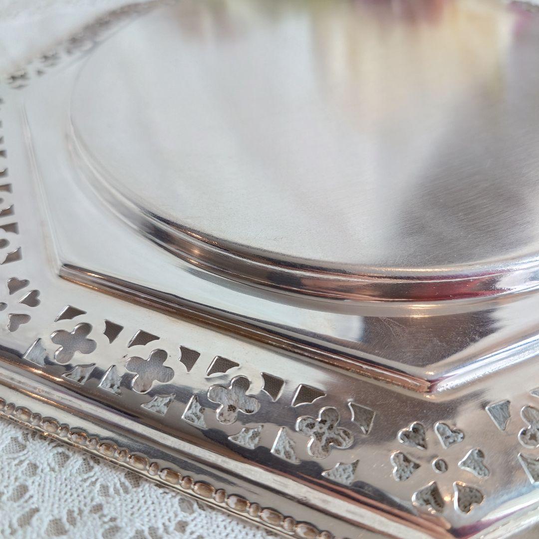 シルバートレイ　アンティーク　八角形　ピアス　アルハンブラ