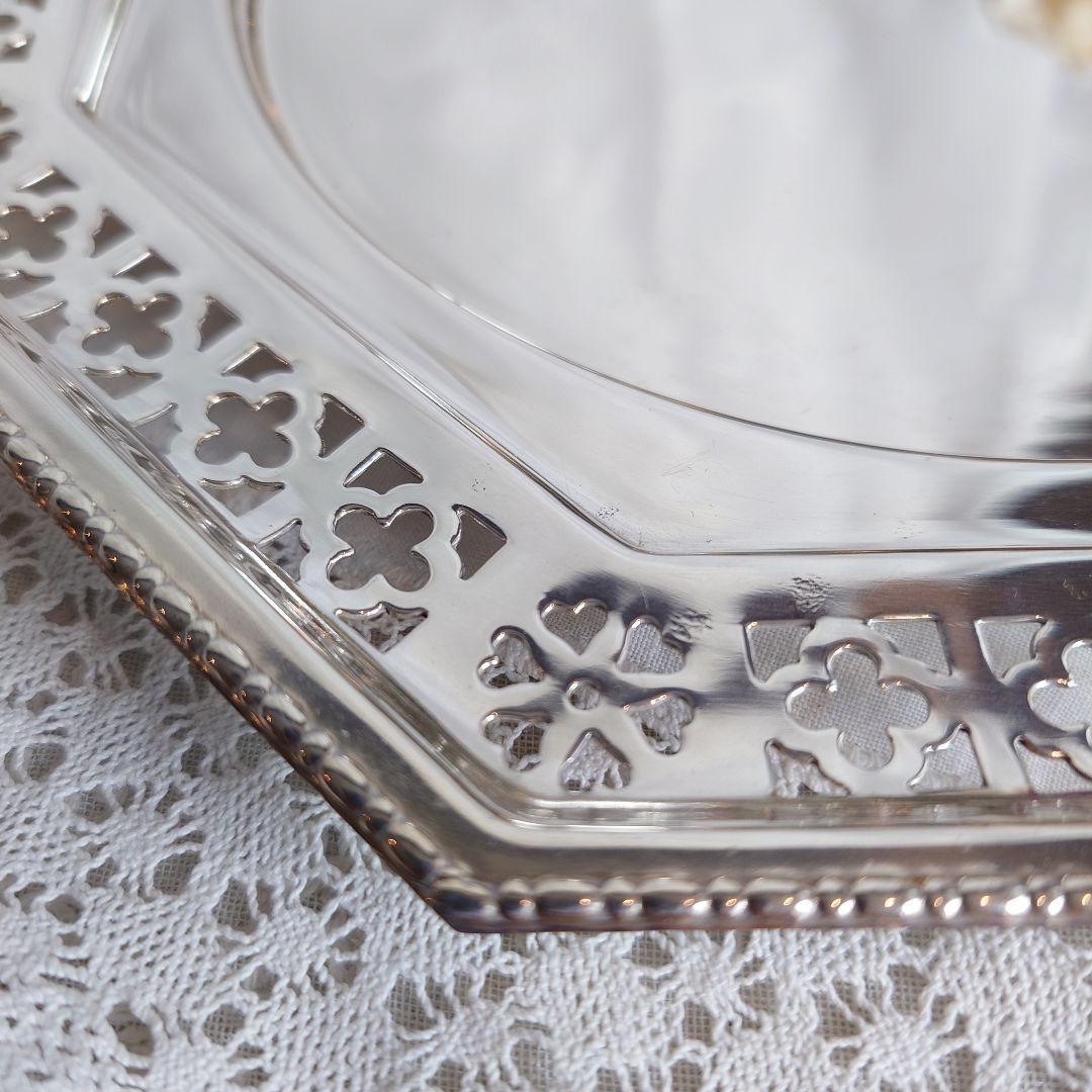 シルバートレイ　アンティーク　八角形　ピアス　アルハンブラ