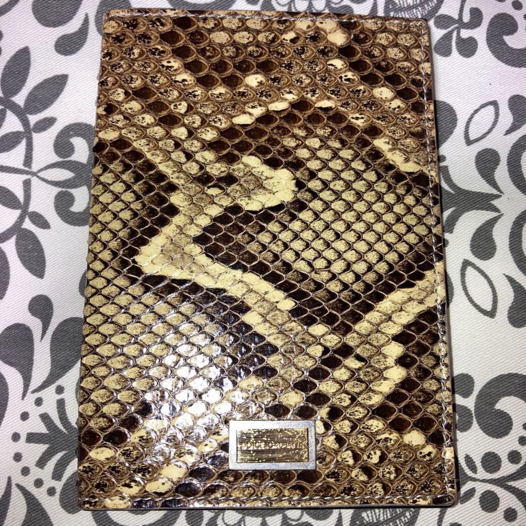 DOLCE & GABBANA ヘビ革 パスポートケース　メモカバー　パイソン