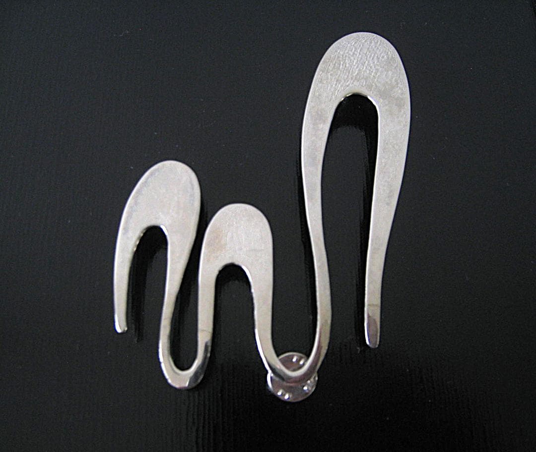 VERSACE ヴェルサ－チェ　ヴィンテ－ジ　ピン ブロ－チ　特大