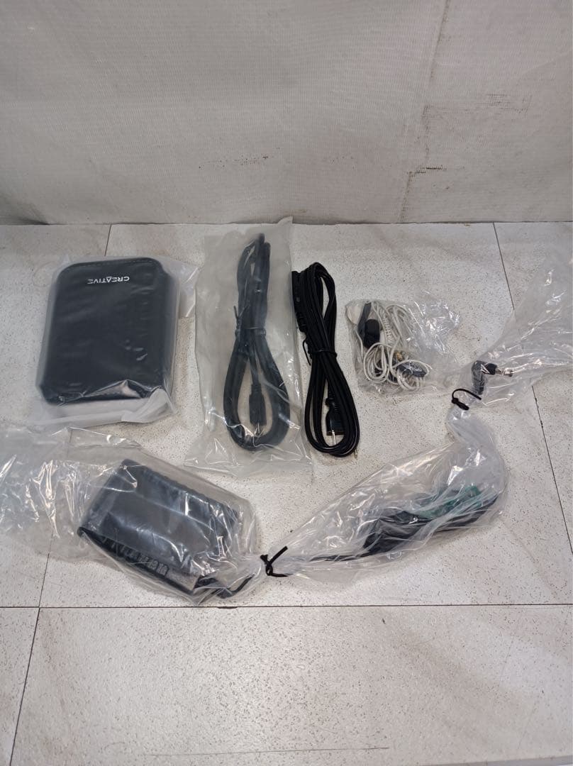 八6387【未使用品】 CREATIVEポータブルオーディオプレーヤー Zen