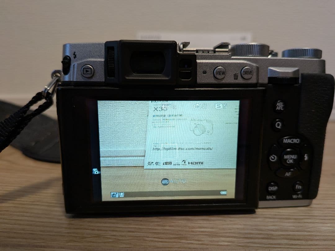 FUJIFILM デジタルカメラ FX-X30 シルバー
