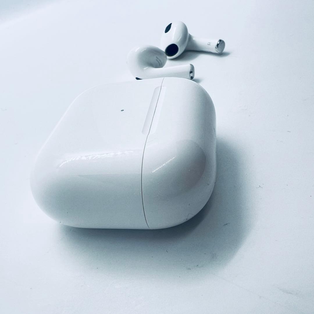 【動作良好】 AirPods AirPods 3 MagSafe対応 本体