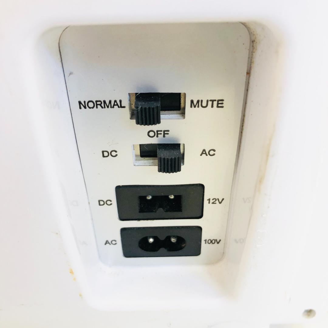 ポータブル保冷温庫 XHC-25 白 車載 車中泊 家庭用 25L　「6789