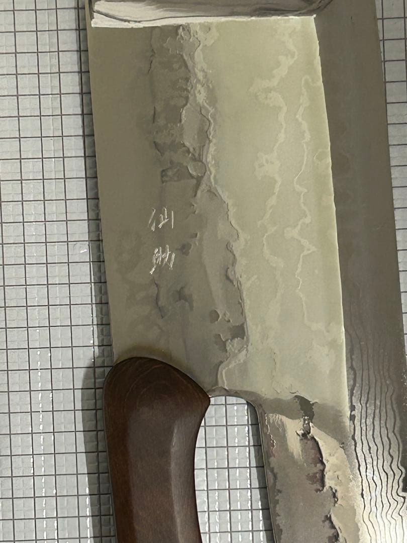 仙助 蕎麦包丁 ダマスカス 鏡面仕上げ 安来鋼青紙二号 330mm 檜茶色曲柄