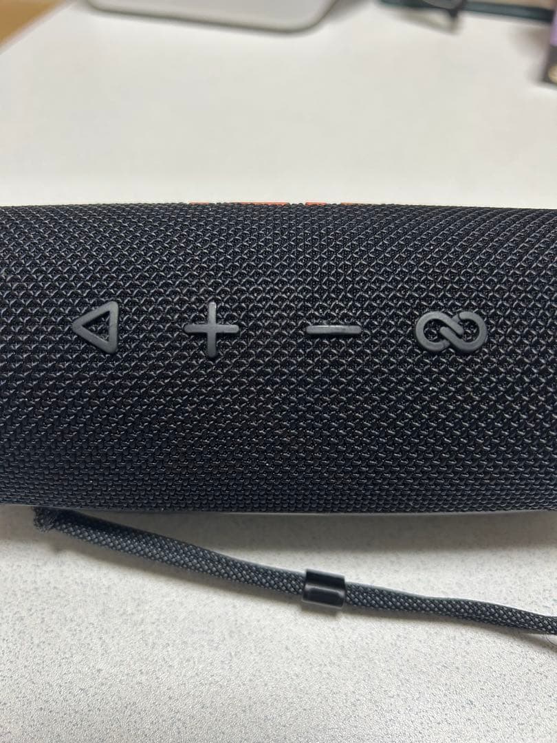 美品　JBL FLIP6 ワイヤレススピーカーブラック　即日発送