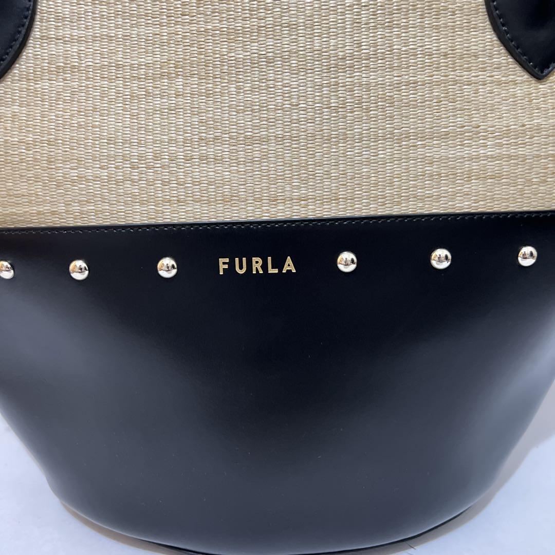 【美品】FURLA かごバッグ ベージュ×ブラック 黒 スタッズ トート 本革