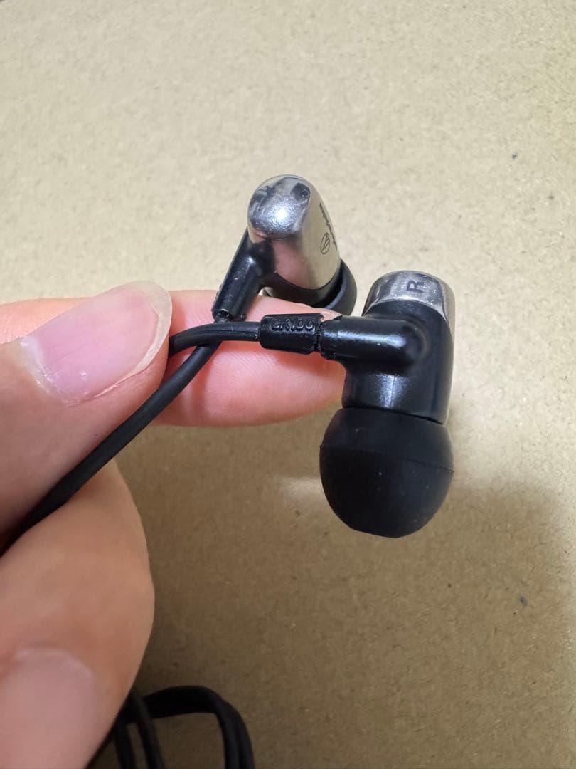 廃盤名機　ATH-CK100 最上位モデル　Audio-Technica