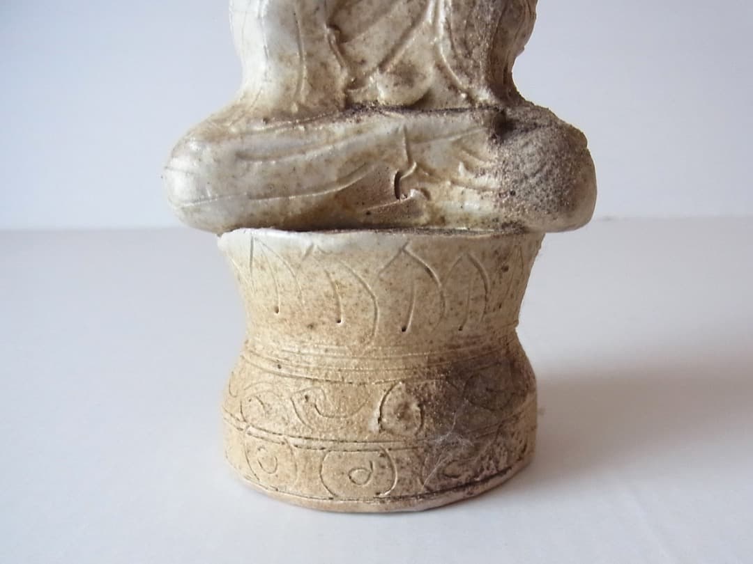 小嶋亜創『長石釉陶仏』初期伊万里 李朝 古唐津 黒高麗 オンギ くらわんか