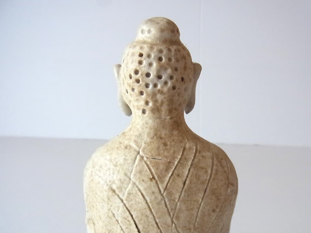 小嶋亜創『長石釉陶仏』初期伊万里 李朝 古唐津 黒高麗 オンギ くらわんか