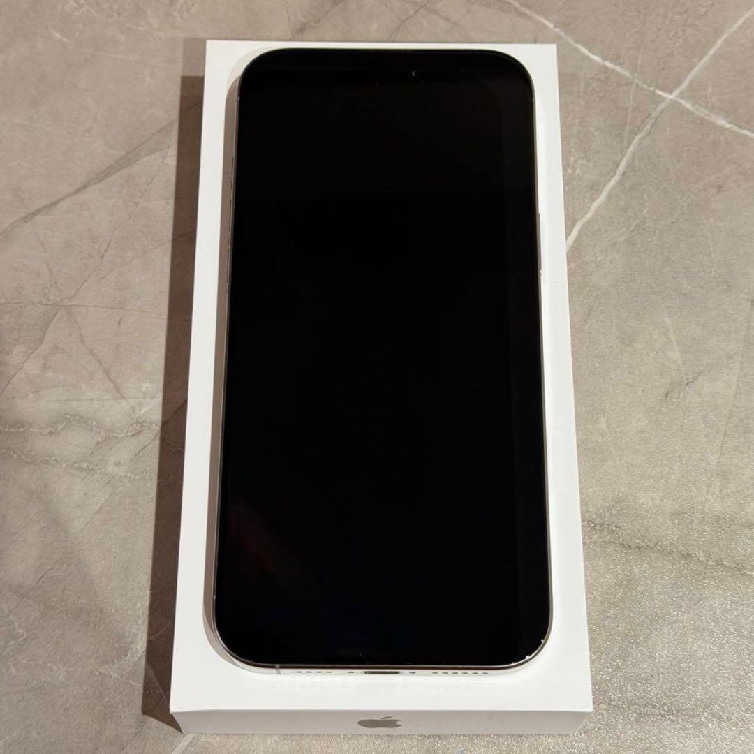 iPhone 16 ProMax 256GB ナチュラルチタニウム　SIMフリー