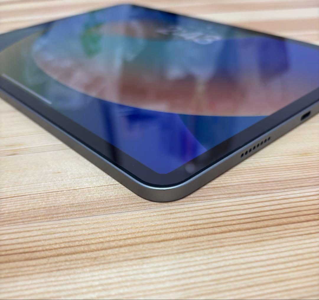 美品 iPad Pro 第４世代　11インチ　AppleCare+残あり