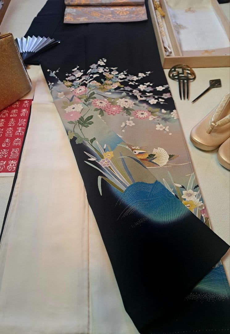 美品❇️本加賀友禅作家物　暈し染め　比翼仕立て５つ紋　フルセット