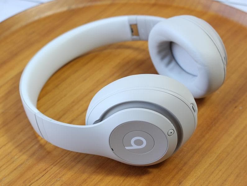 Beat Studio Pro ワイヤレスヘッドホン