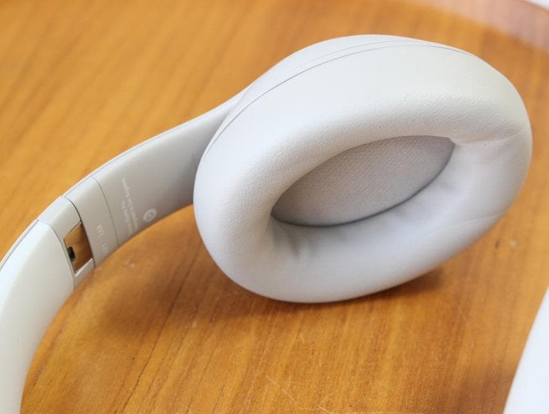 Beat Studio Pro ワイヤレスヘッドホン