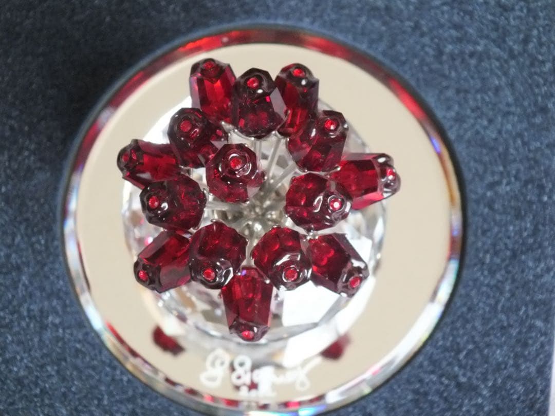 スワロフスキー SCS 15周年記念 15本の薔薇