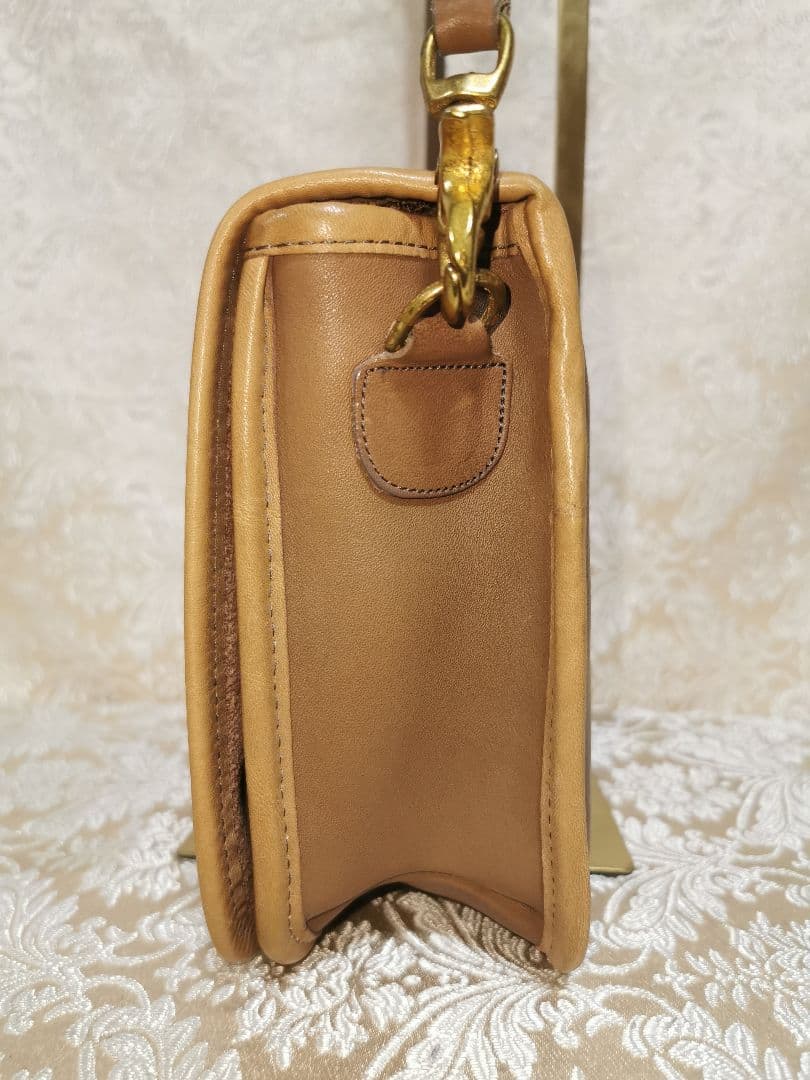 希少　オールド　コーチ　ショルダーバッグ　9326　USA製　牛革 B5 サイズ