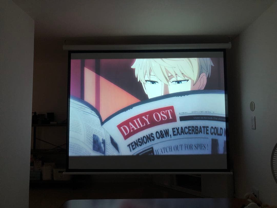 TOPTRO プロジェクター TR81 (プロジェクタースクリーン付)