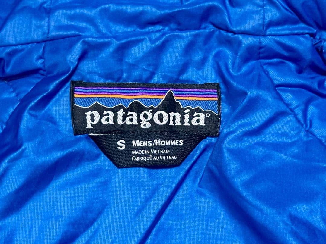 Patagonia フード付き中綿ジャケット EUS（日本M相当）RN51884