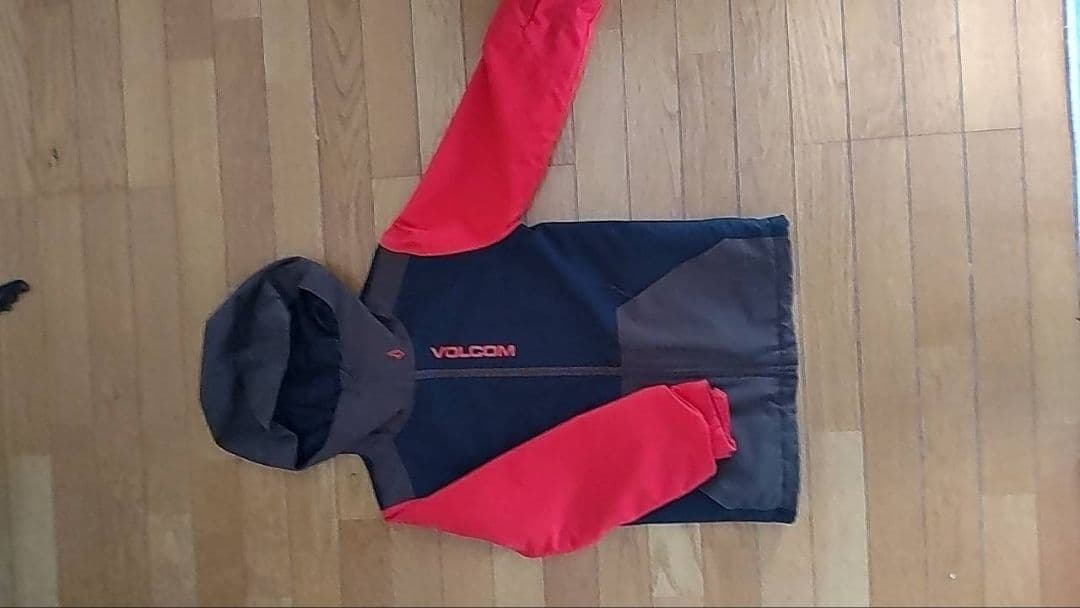 ボルコム　スノーボードウエア　キッズ