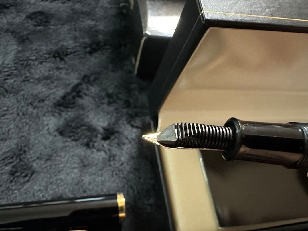 Pelikan 4001 インク瓶と万年筆ケース入りセット